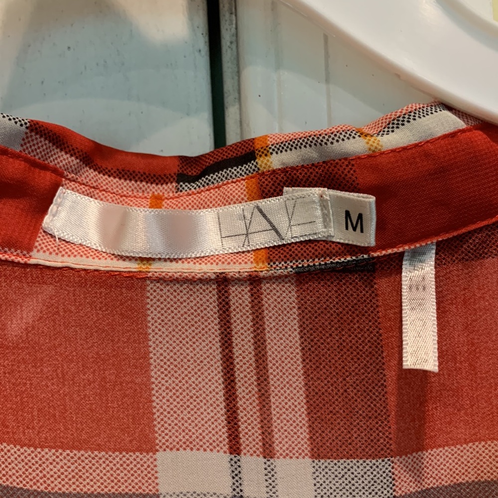 Airy Blouse - Picture 8 of 8